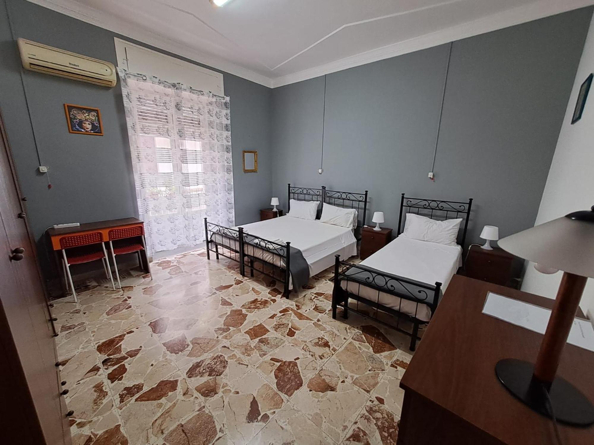 B&B Domus Pina คาตาเนีย ภายนอก รูปภาพ